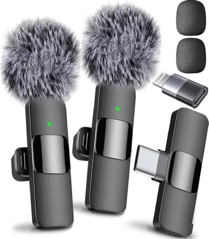 Where are microphones on iPad?