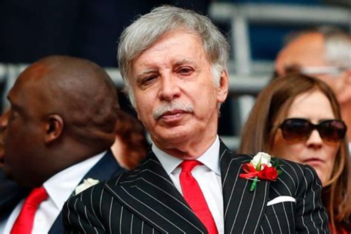 Who is Kroenke wife?