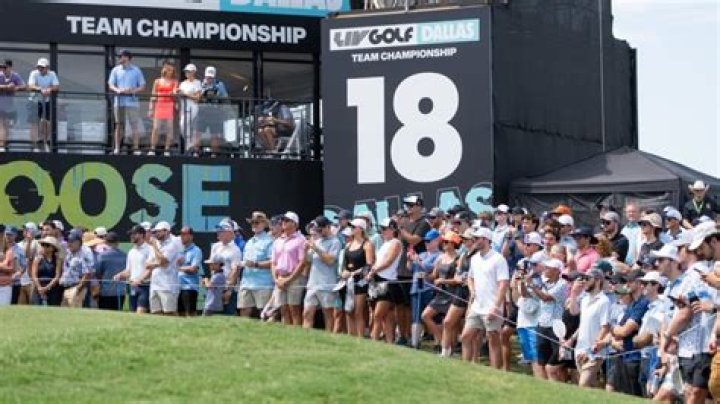 Who pays for pro golfers travel to tournaments?