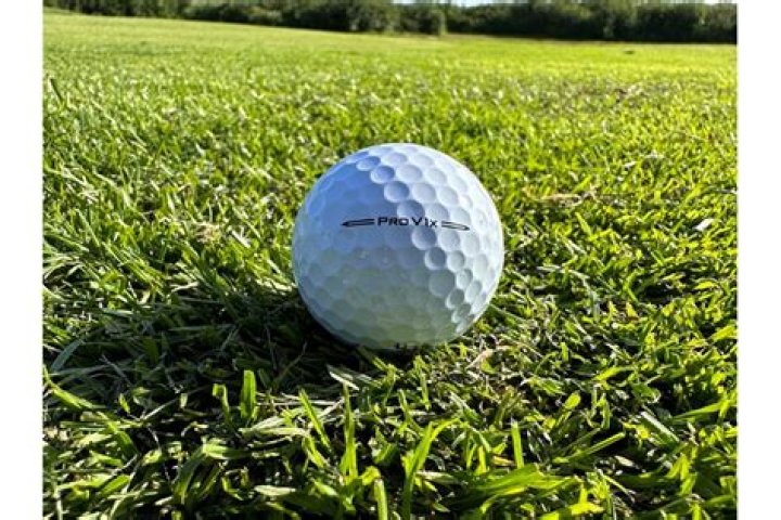 Who should use high spin golf balls?