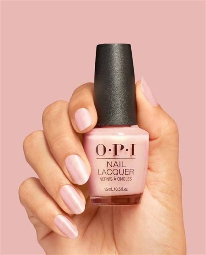 Why can't royals wear nail polish?