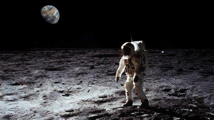 Why do we not go back to the Moon?