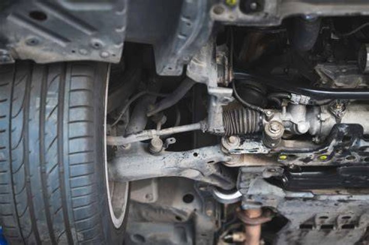 Why is it hard to keep my car straight?