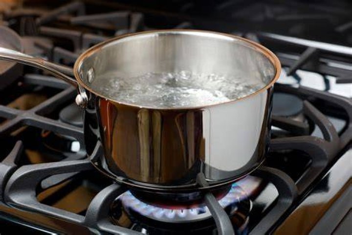 Why should you not Reboil water for tea?