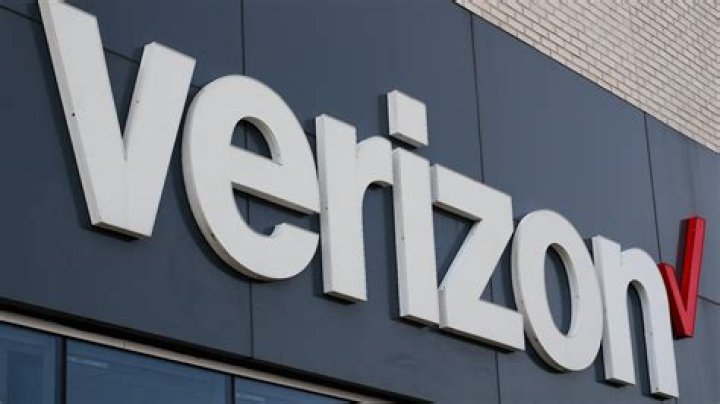 Will Verizon give me a free phone?