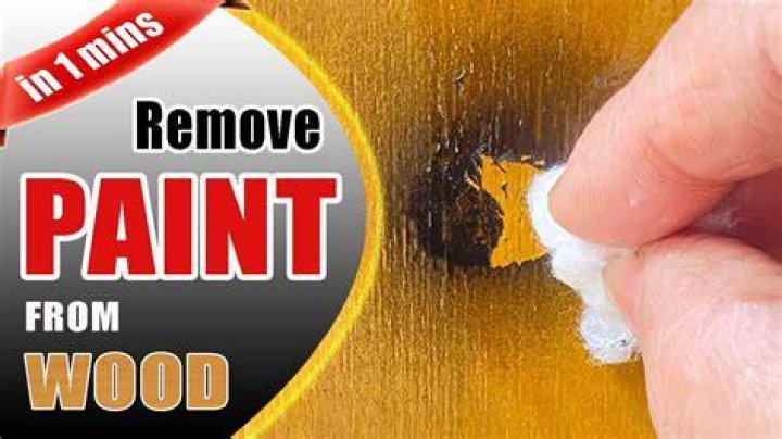 Will vinegar take paint off wood?