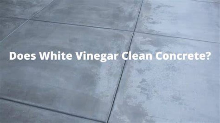 Will white vinegar clean concrete?